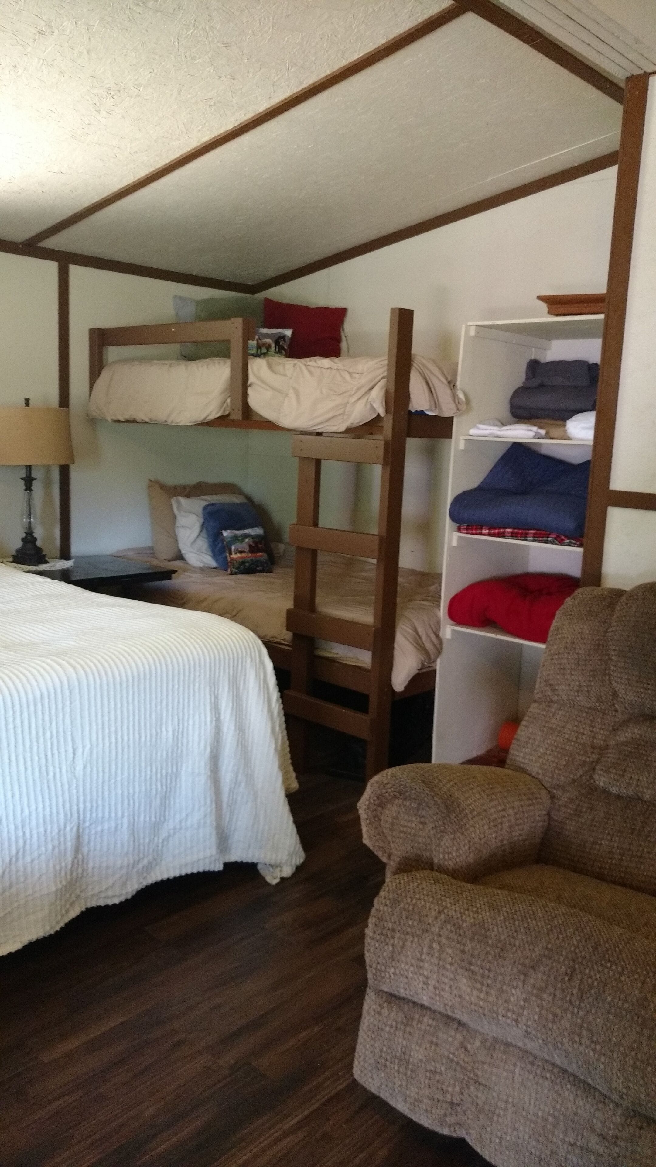 Shawnee Pines Lodging - #2 Cute Studio 