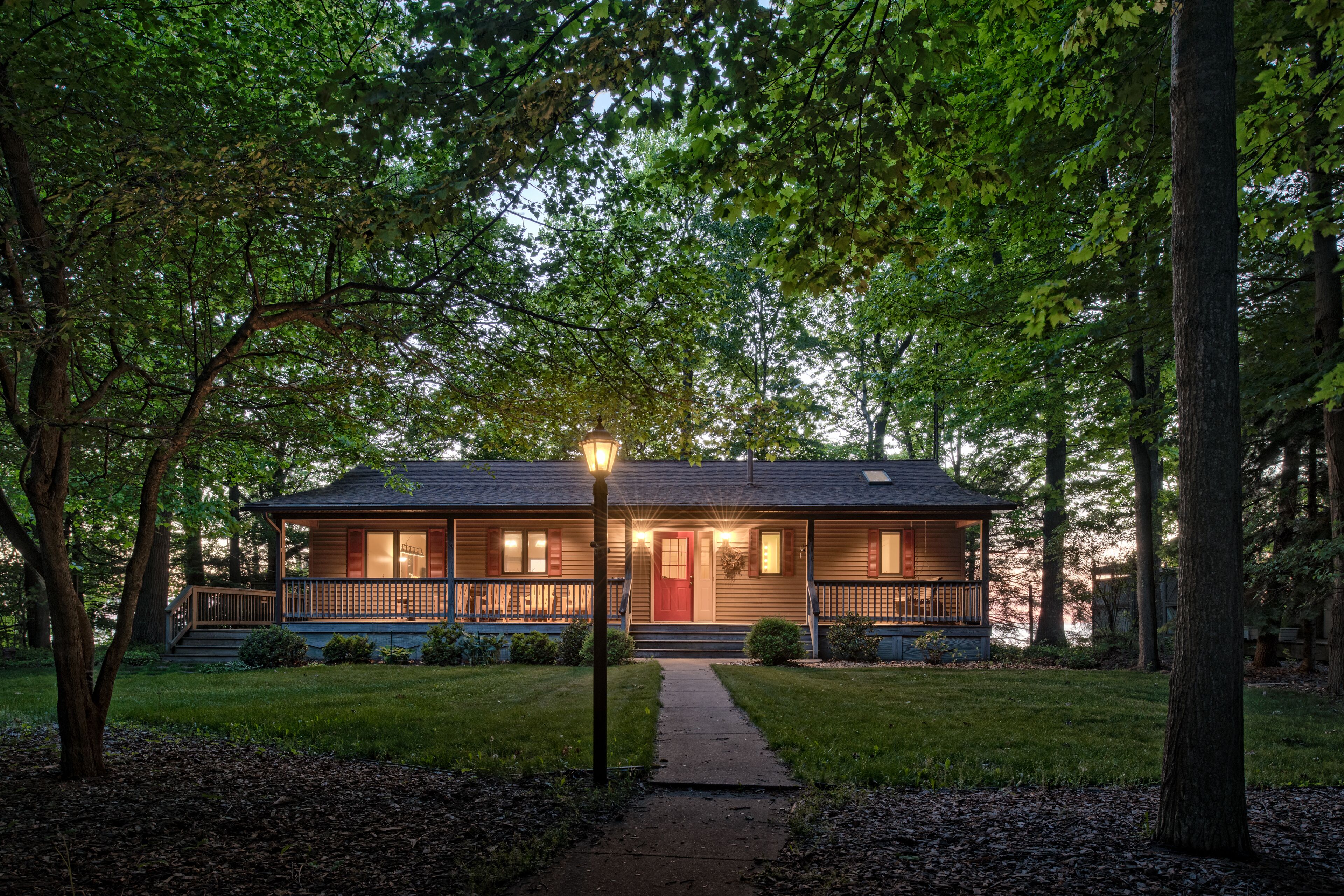 Lake Michigan Home With Private Beach!  Sleeps 8.