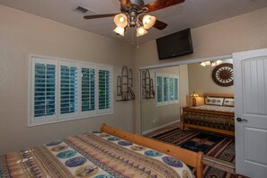 2 bedrooms, iron/ironing board, WiFi, bed sheets