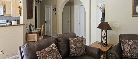 Smart TV, lareira, DVD player