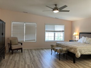 5 bedrooms, iron/ironing board, free WiFi