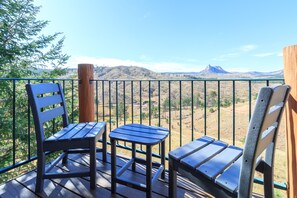 Property grounds - Pikes Peak Ranch - Elk Ridge Cabin (Woodland Park)