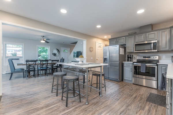 Kitchen/Dinette/Dining Room