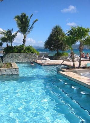 Piscina a l'aire lliure 