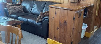 Keene Cozy Cottage in the Heart of the Adirondack Mountains!