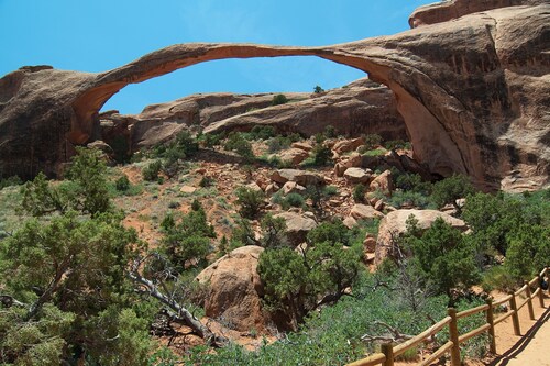 Simply the best - luxury, comfort, convenience in Rim Village!