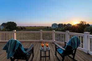 Property grounds - Ocean & Marsh Views! 5BR 5BA, free Golf Cart, See Our Reviews! (Saint Helena Island)