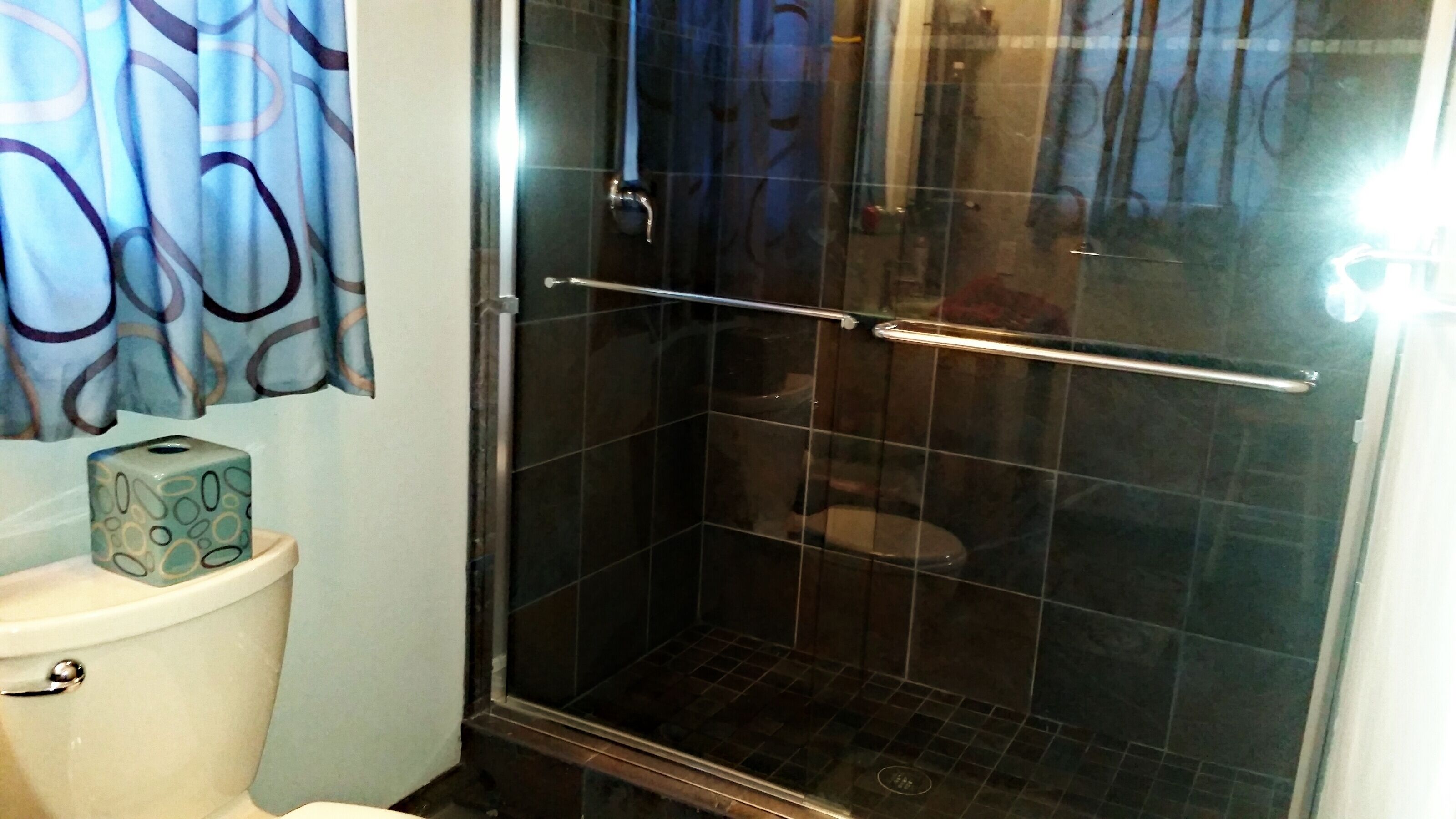 Cozy guest rooms in fabulous Virginia Highland!