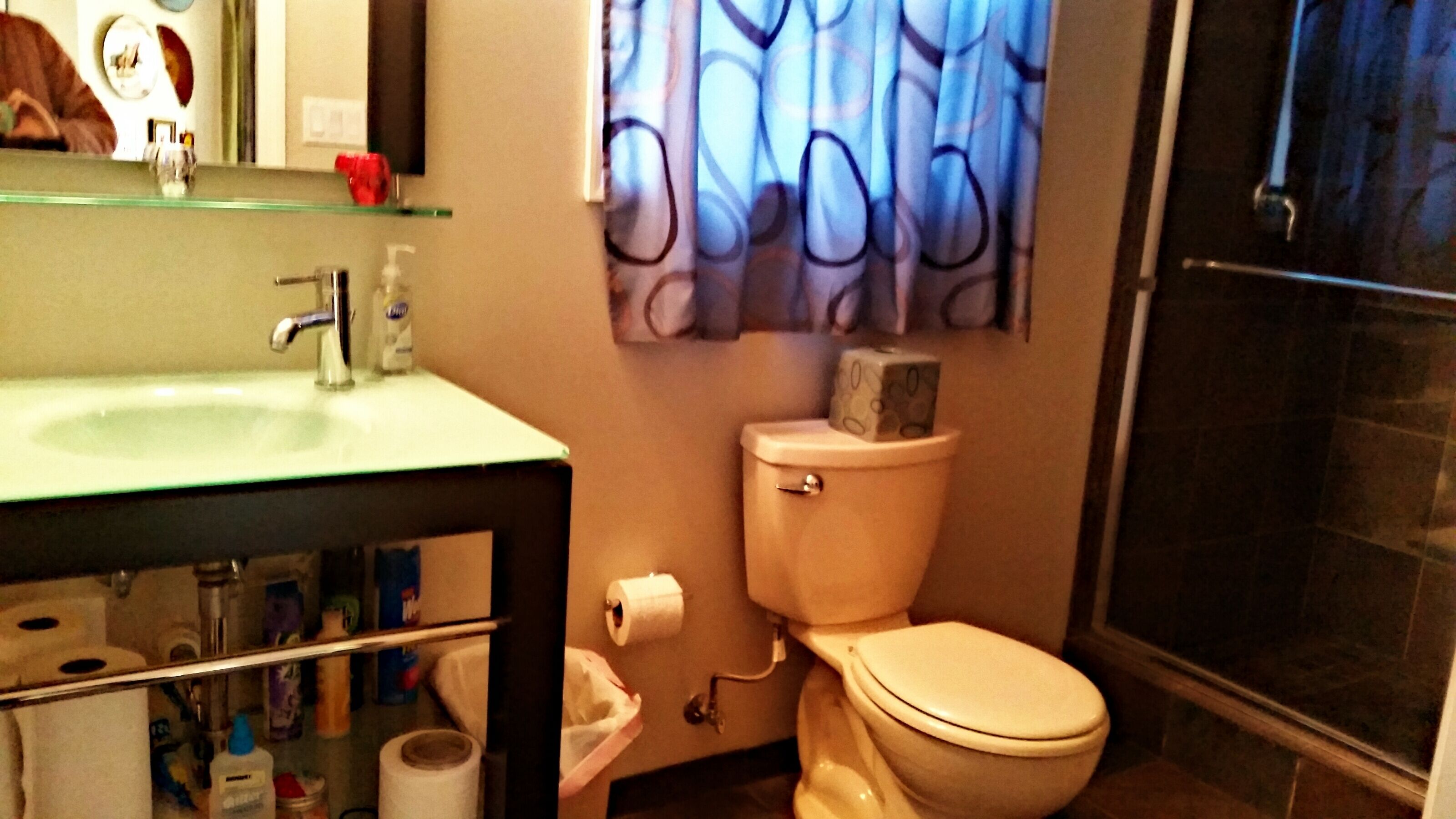 Cozy guest rooms in fabulous Virginia Highland!