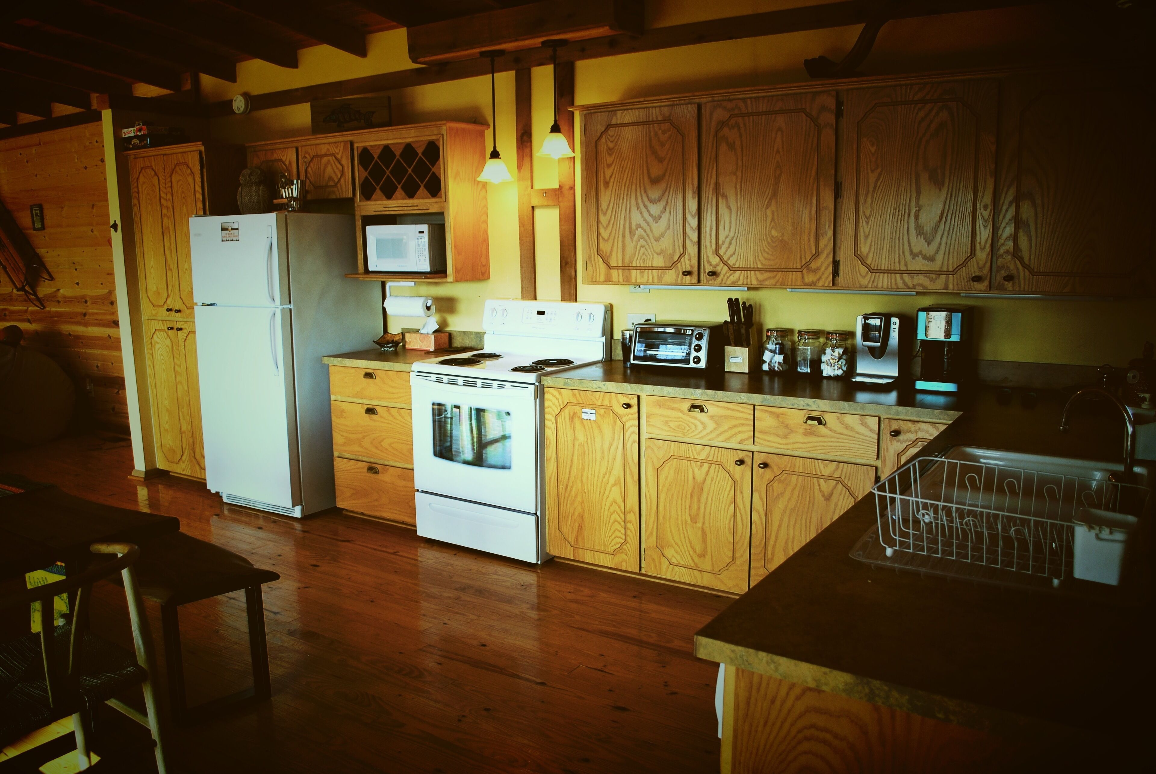 4 Bedroom Secluded Mountain Cabin with Beautiful Views. Every 3rd Night is FREE!