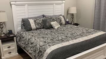 3 bedrooms, iron/ironing board, free WiFi, bed sheets