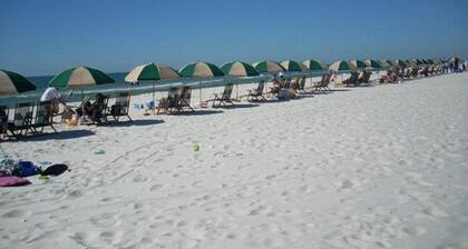 3 BR, 3 BA - Newly tiled bathrooms!! New appliances, cabinets, countertops!!