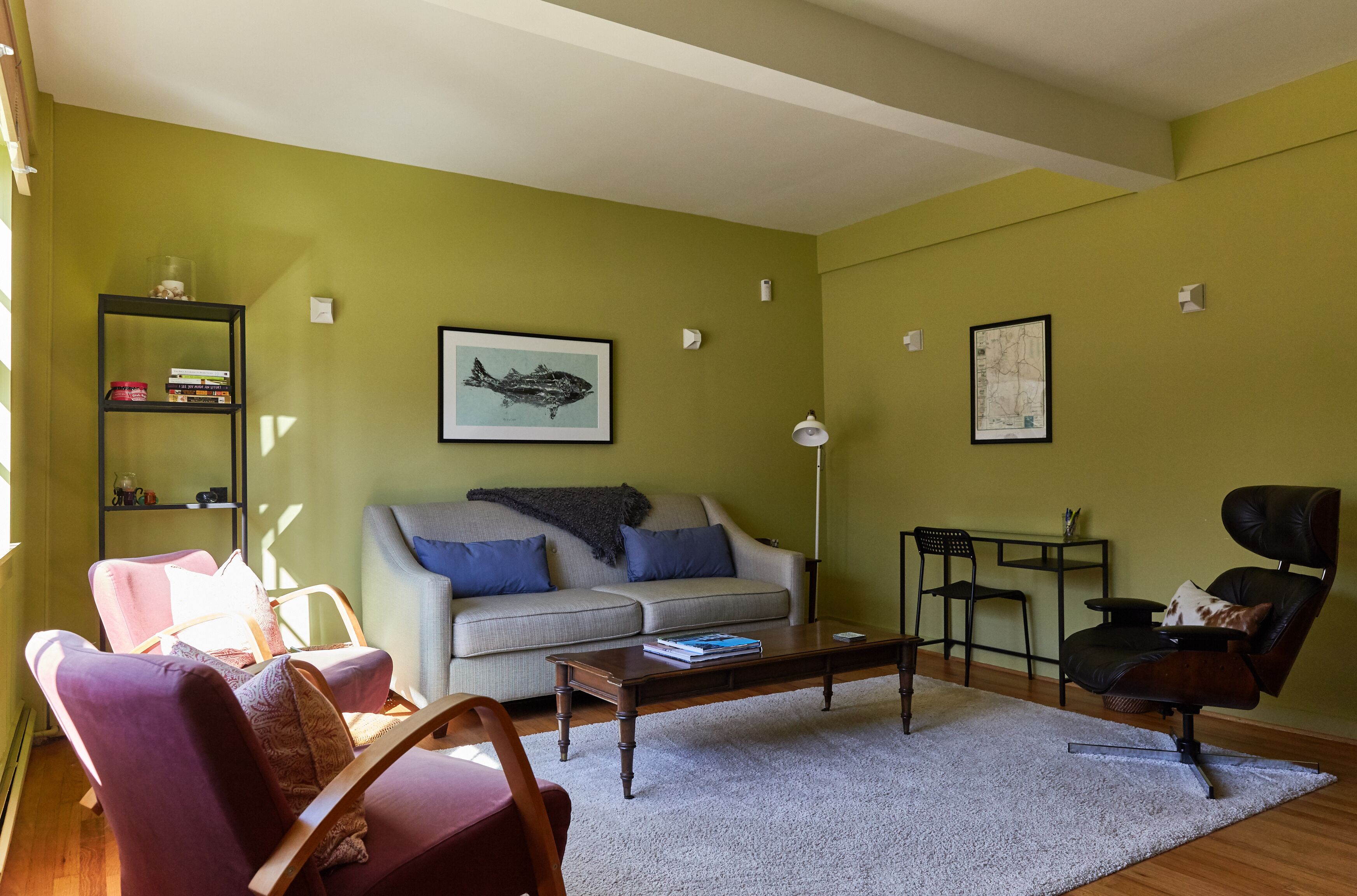 In Town, walk to everything. Near lake, Hotchkiss, IMS, and Salisbury Schools