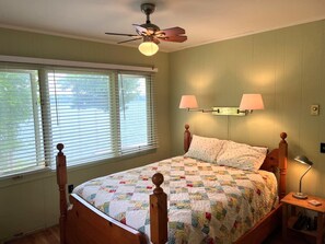 3 bedrooms, iron/ironing board, WiFi