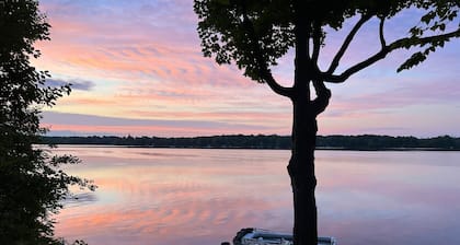 Private lakefront w/ panoramic views near Westport