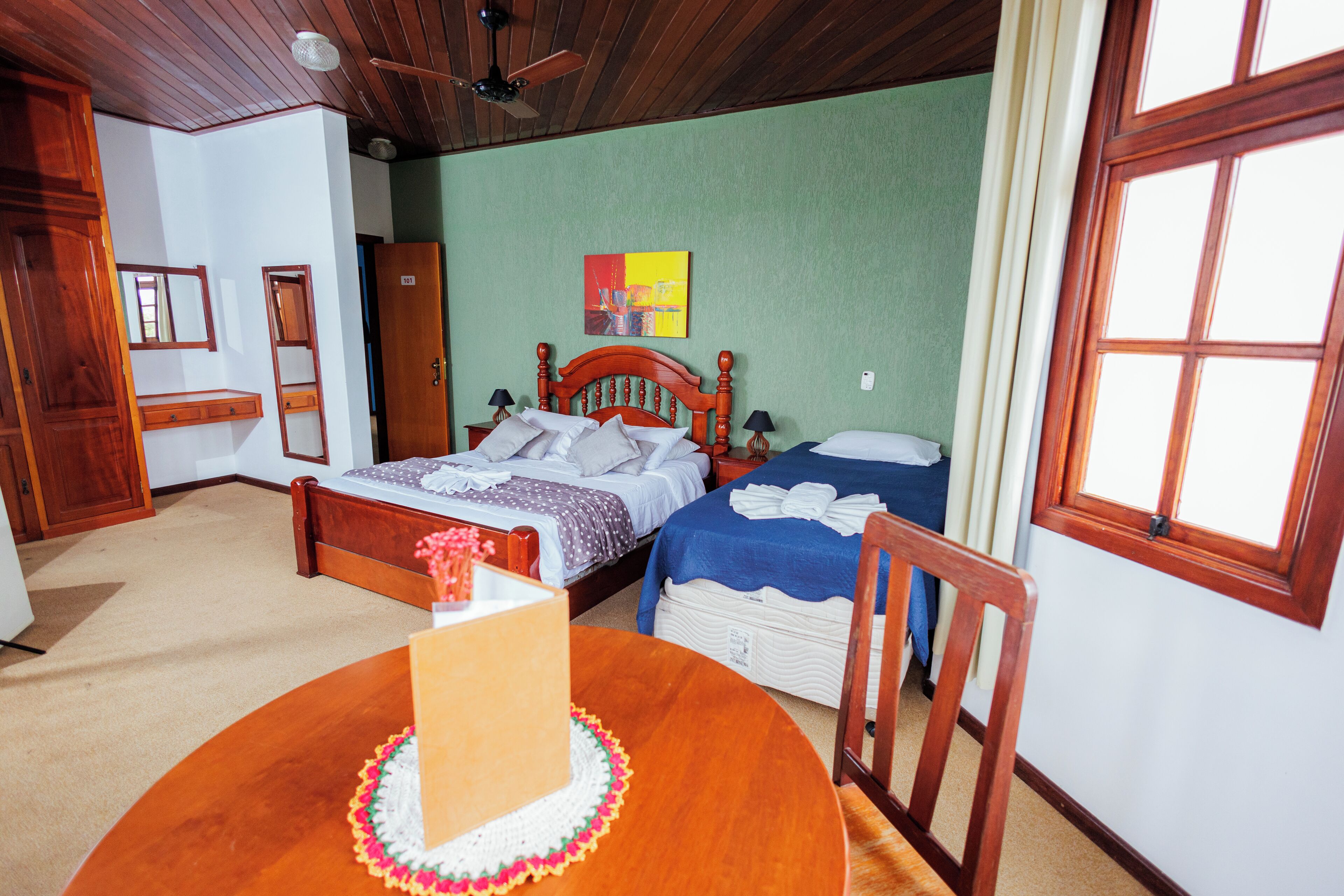 Perhehuone | Minibaari, ilmainen Wi-Fi, vuodevaatteet