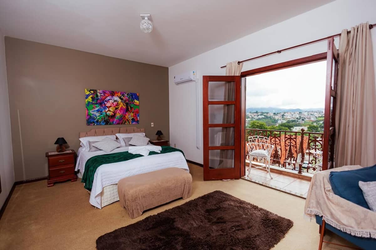 Exclusieve suite | Een minibar, gratis wifi, beddengoed