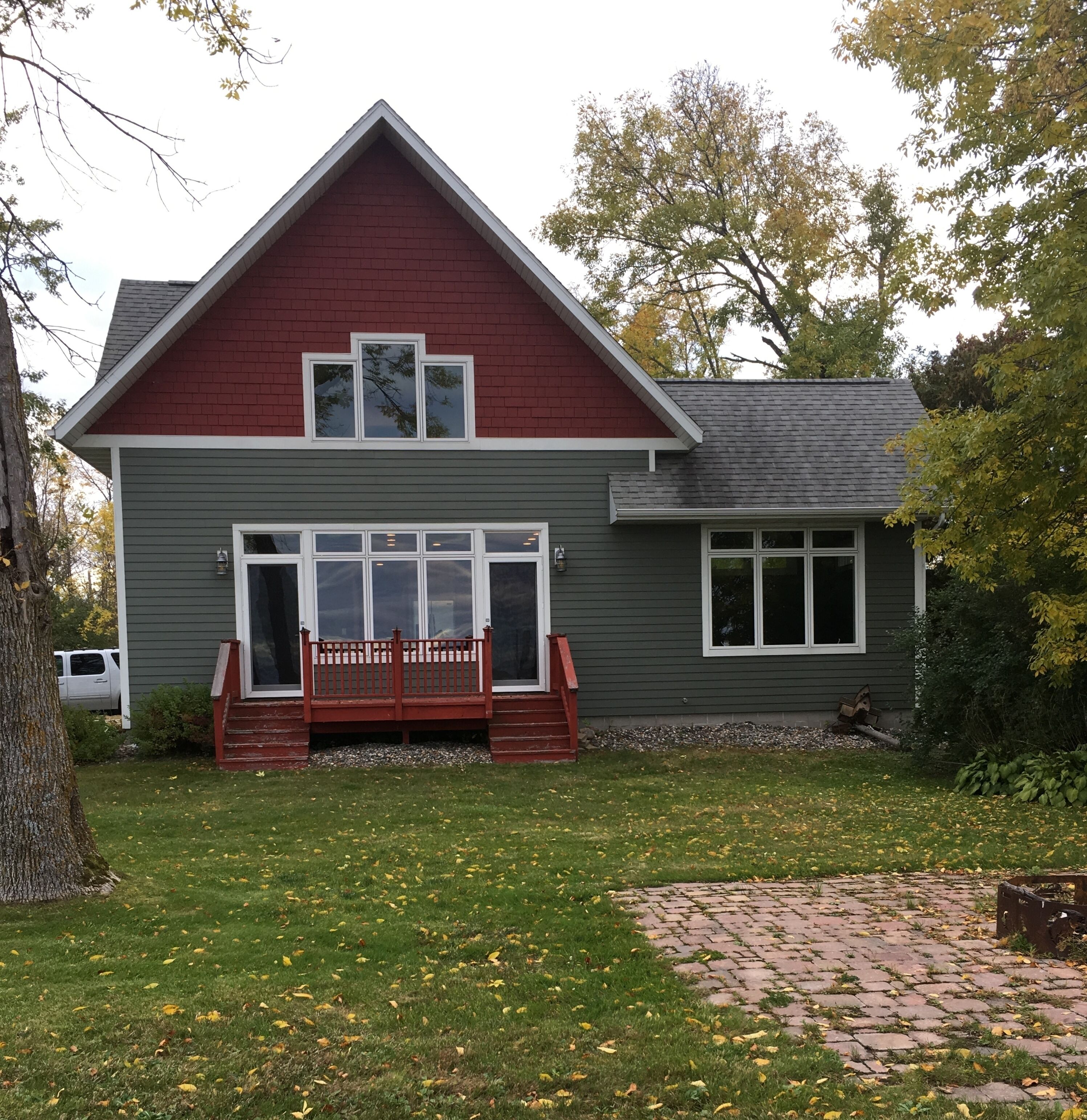 Spacious, family-friendly home on beautiful North Long Lake! Enjoy Lake Daze!