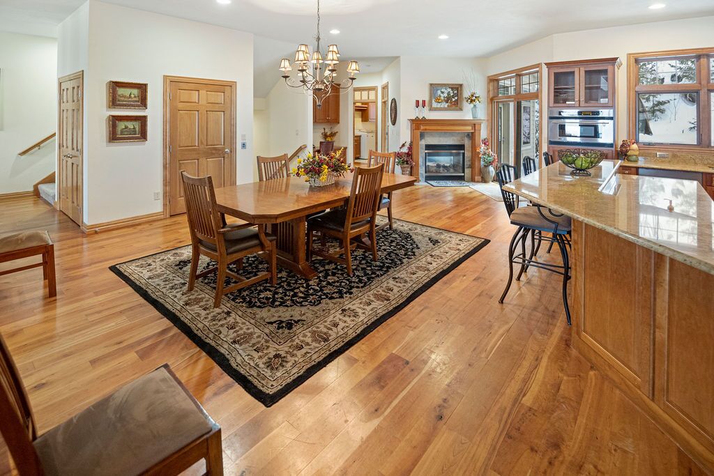 Heart of Fish Creek!- Newer Construction - 4BR, 4.5BA Condo-Sleeps 8-10