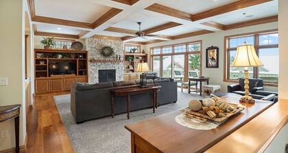 Heart of Fish Creek!- Newer Construction - 4BR, 4.5BA Condo-Sleeps 8-10