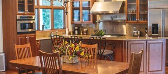 Heart of Fish Creek!- Newer Construction - 4BR, 4.5BA Condo-Sleeps 8-10