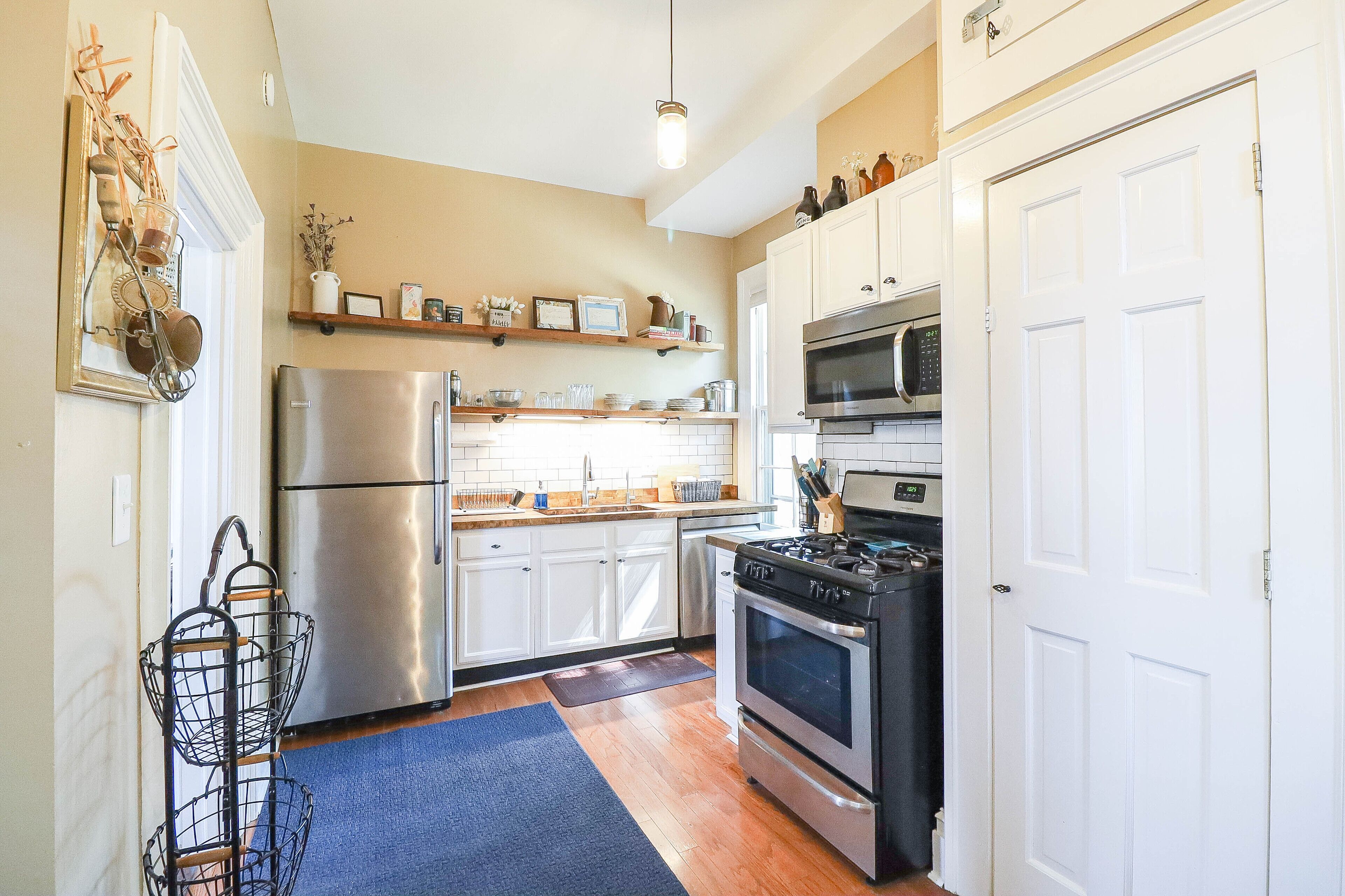 Walk downtown from this beautiful 1850 Antebellum home