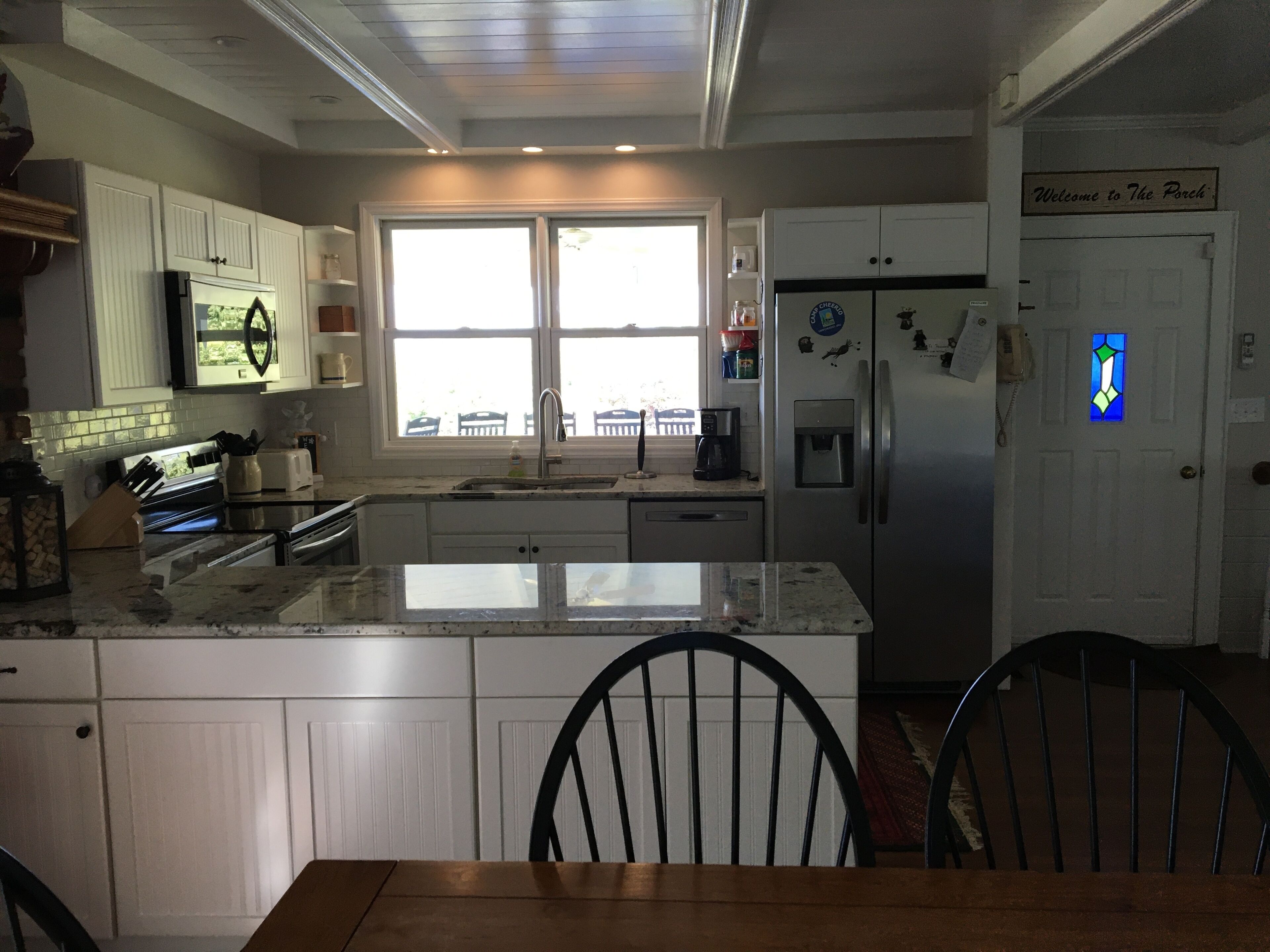 BLUE RIDGE PRIVATE home on 90+acres. Sleeps 8+ and pet friendly!