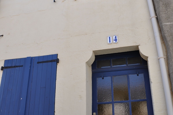 Front of the Cathar Cottage