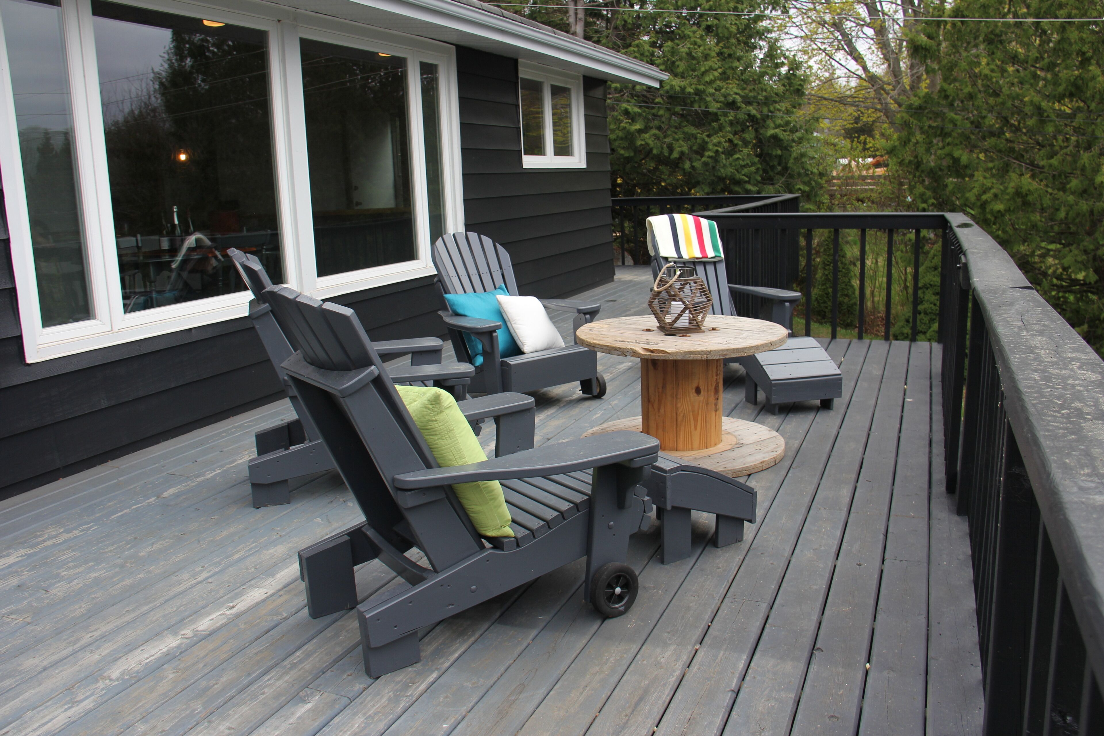 The Raven's Nest - Prince Edward County