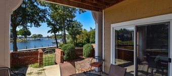 LKN Sunsets Lakefront - 1st Fl Lakefront w/ Pool Lake Norman Vacation Rental