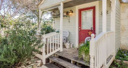 Last Outpost – Sophies | Cozy Cottage for Two