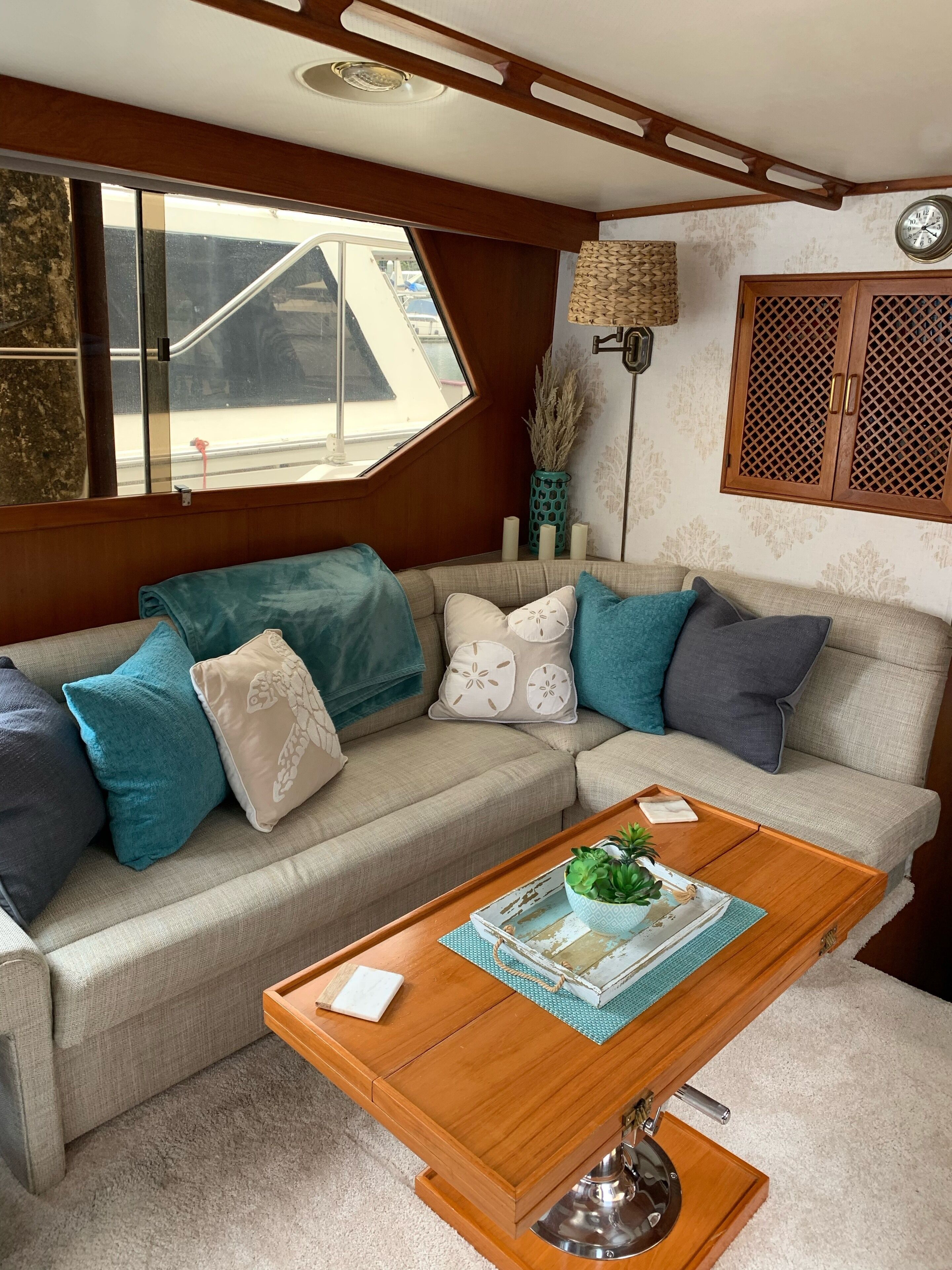 42'  Ponderosa  Located in the Historic Gig Harbor Marina & Boatyard