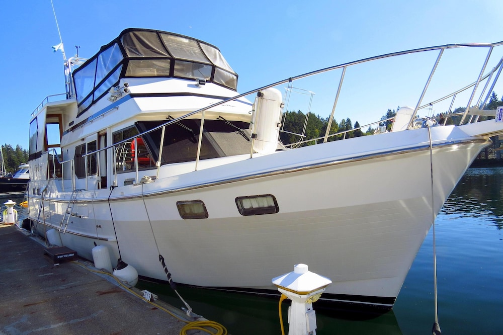 42' Ponderosa Located in the Historic Gig Harbor Marina & Boatyard