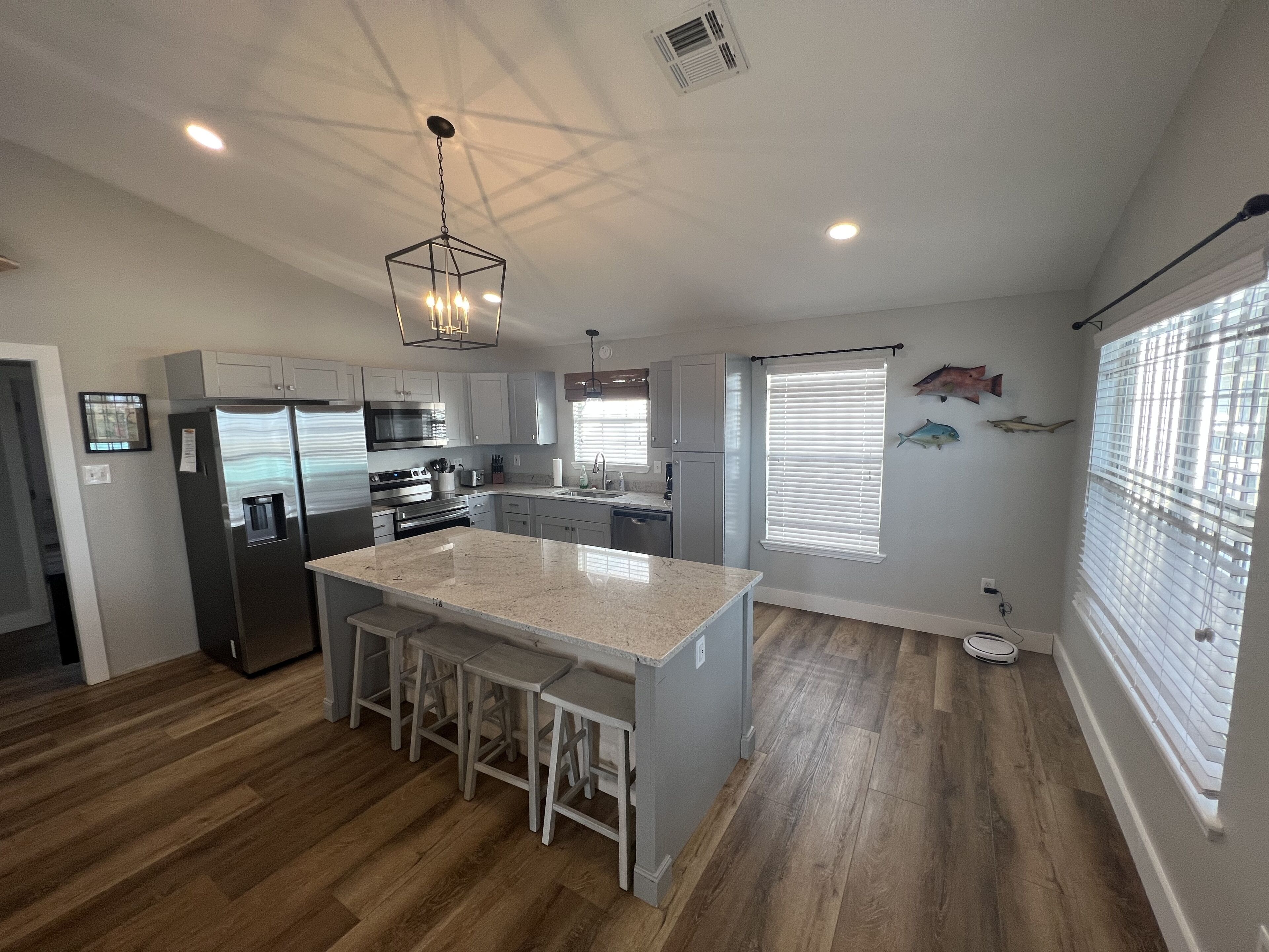 CAMP COCODRIE- Premier Waterfront Fishing and Hunting Lodge