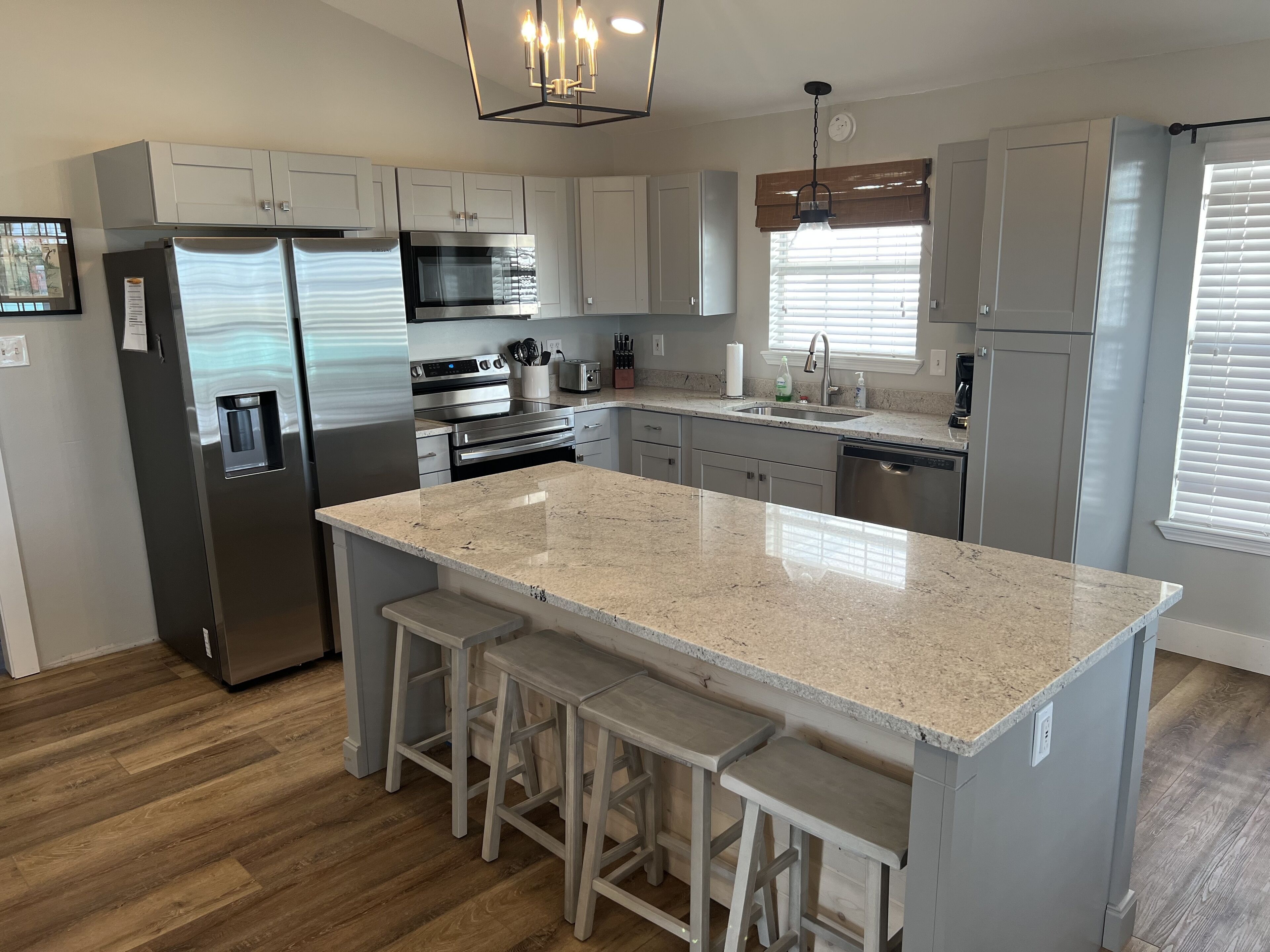 CAMP COCODRIE- Premier Waterfront Fishing and Hunting Lodge