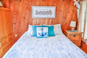 2 bedrooms, WiFi, bed sheets - WELCOME TO  A PARADISE GETAWAY IN WEEKI WACHEE FLORIDA (Spring Hill)
