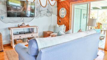 TV, fireplace, DVD player, stereo