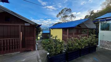 Romantic Cabin | Bed sheets