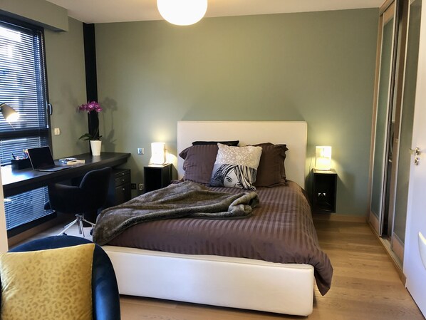 1 bedroom, iron/ironing board, free WiFi, bed sheets