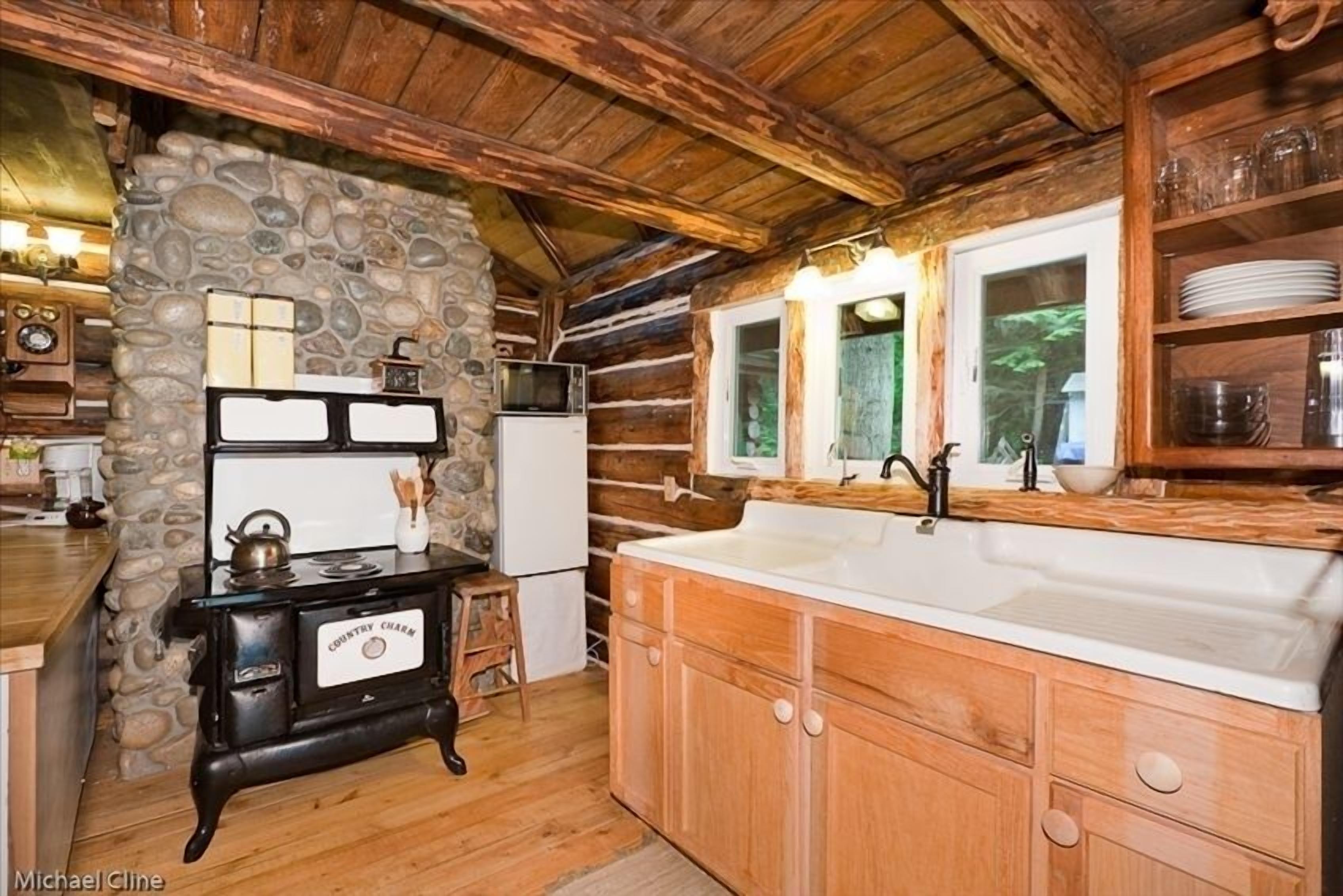 WELCOME TO OUR CABIN