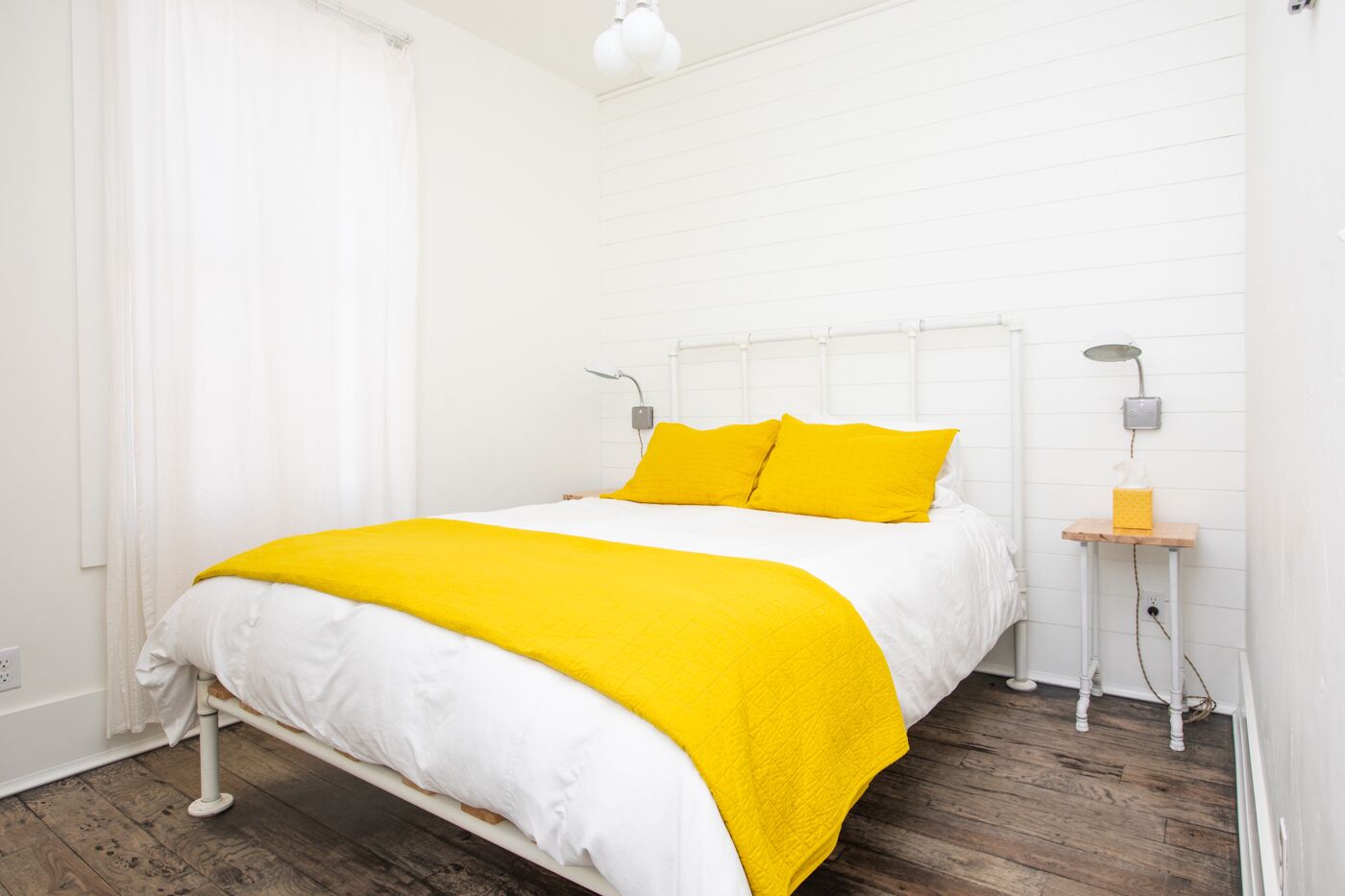 The Zebra Loft - An elegant & unique property located downtown on the river park