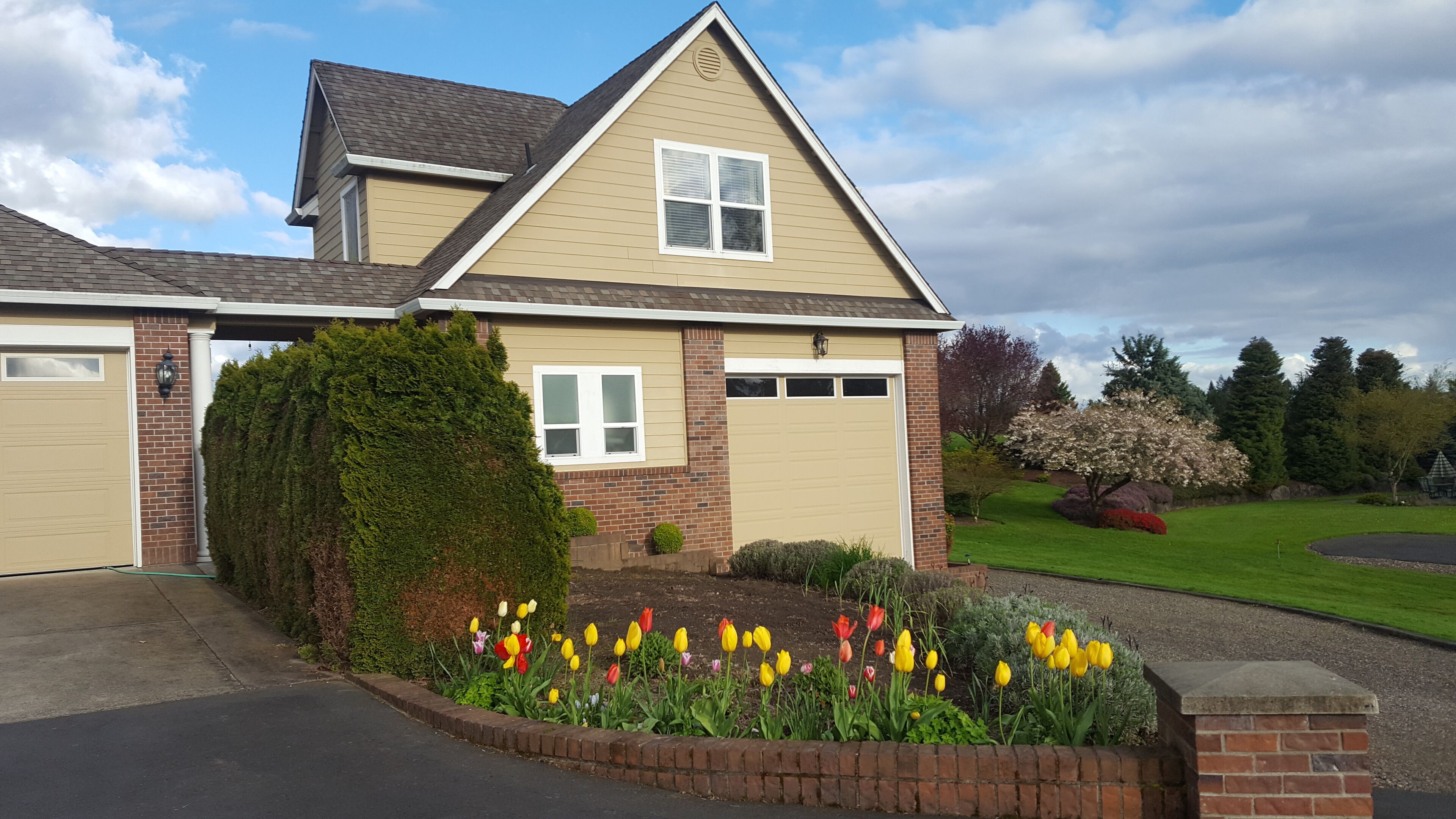  Picturesque Country Setting--10 Minutes from I-5/ I-205 Access! 