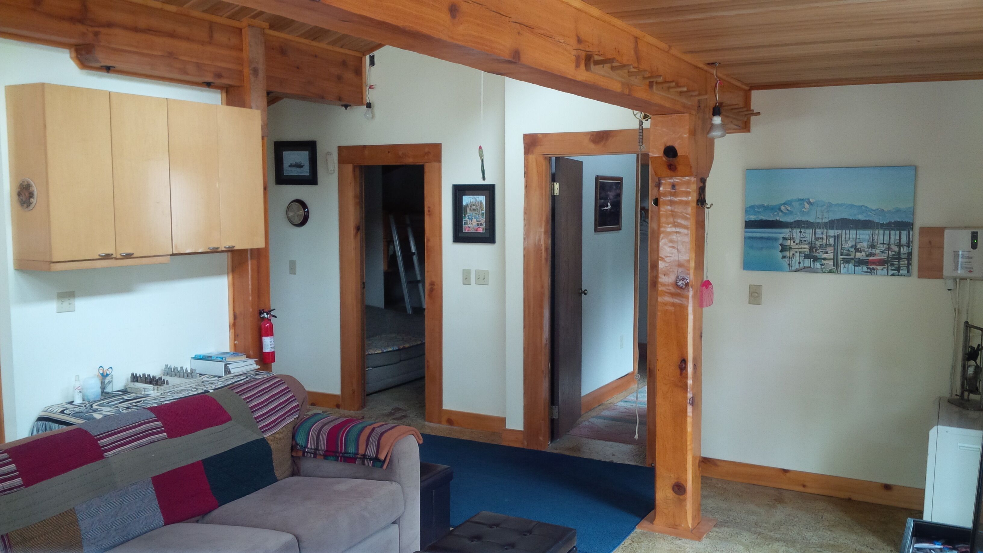 Comfy, Quiet, Furnished Tastefully! Great For Fishing Clients And Vacationers.
