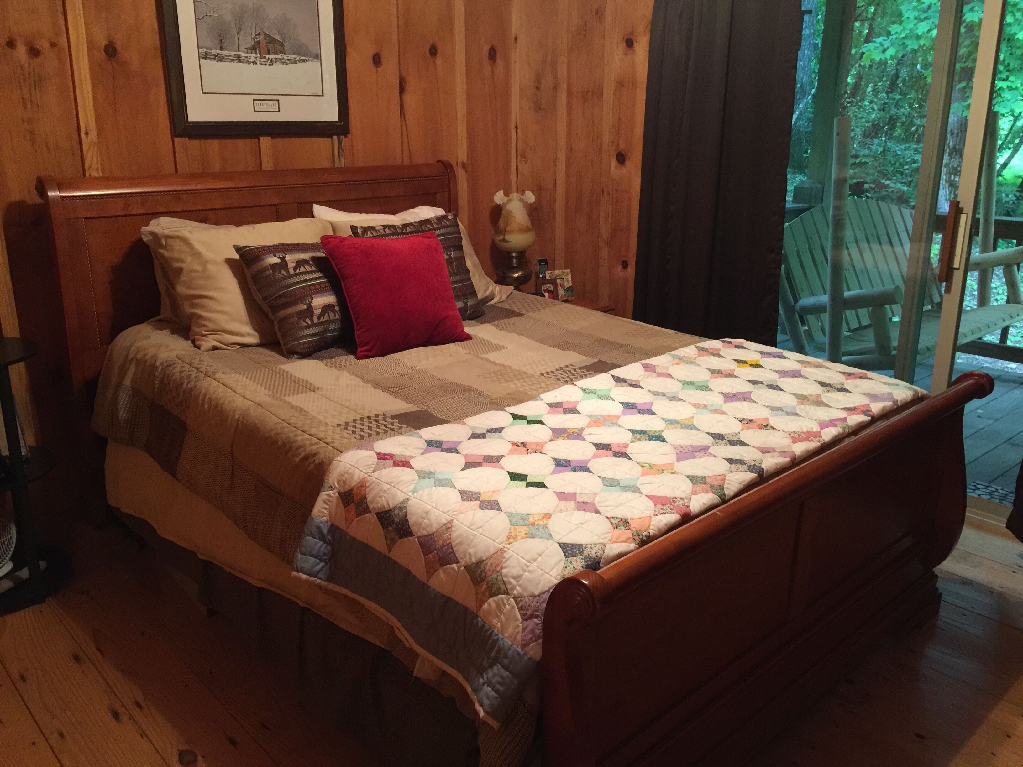 Creekfront on Tusquittee Creek Cozy 1BR/1BA Sleeps Four