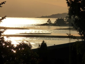 Unclassified image, 5 of 18, button - Potters View Guesthouse, Parksville (Parksville)