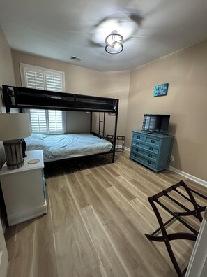 3 Schlafzimmer, kostenloses WLAN, Bettwäsche