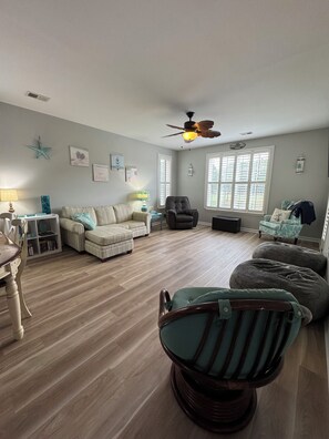 スマートテレビ、書庫