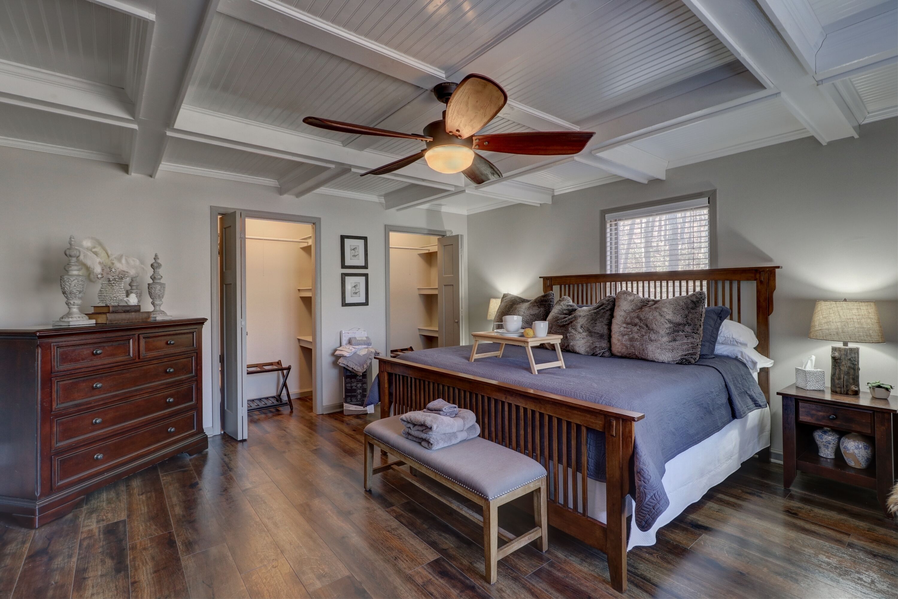 Beautiful@Big Canoe. Pool, Lake, Golf, Tennis, Boat Rentals. Pets OK. Sleeps 13+