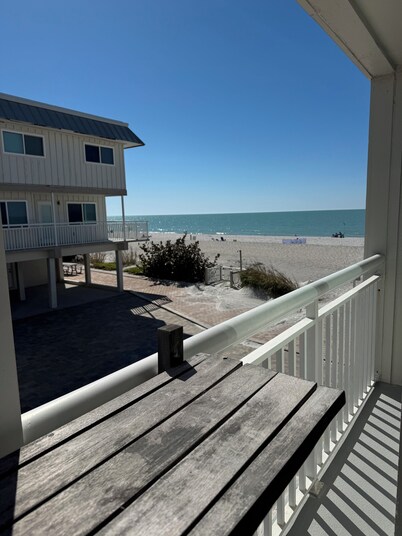 ~ Music by the Sea ~ On the Beach ~ Hear the Ocean Surf~