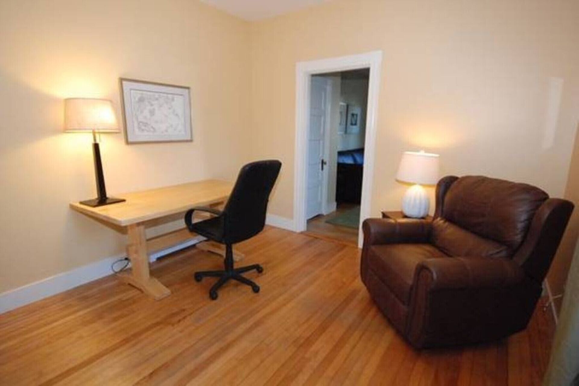 Back Cove Charmer Close to Everything